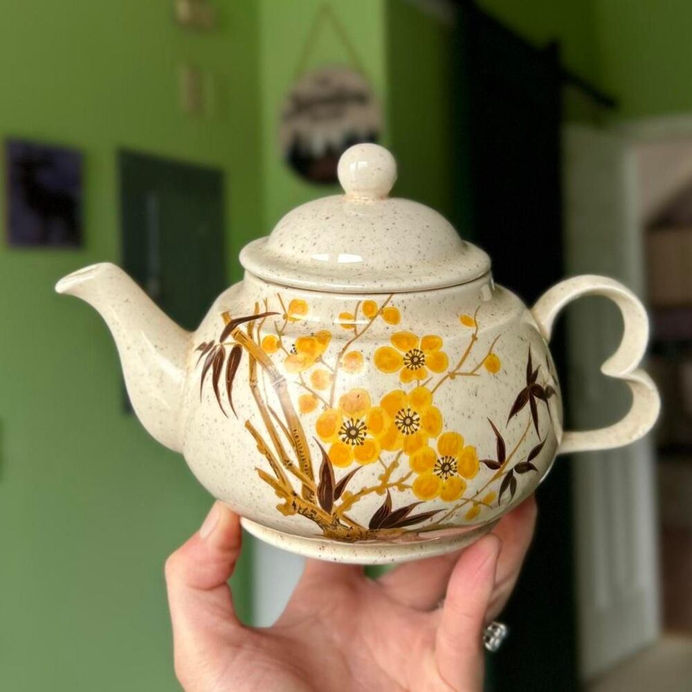 VTG Cottagecore Hand Crafted Pottery Glazed Ceramic Floral Yellow Teapot Kettle